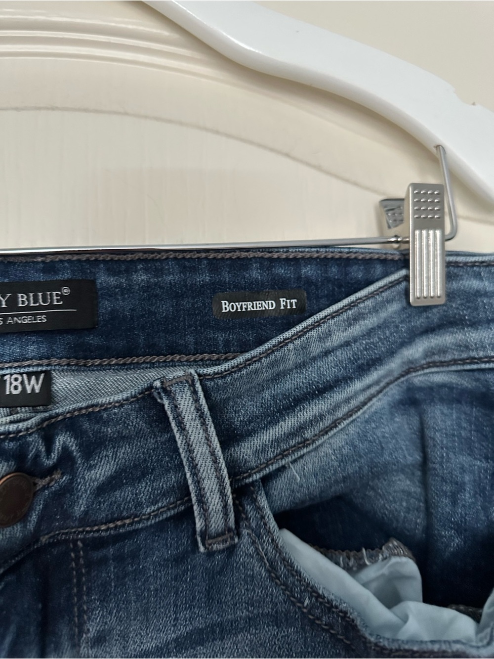 Judy Blue Boyfriend Fit Jeans 18W - Picture 3 of 4